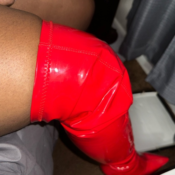 OFFERS ACCEPTED 😍 Red Patent Heel Boot 💋 - Picture 3 of 3